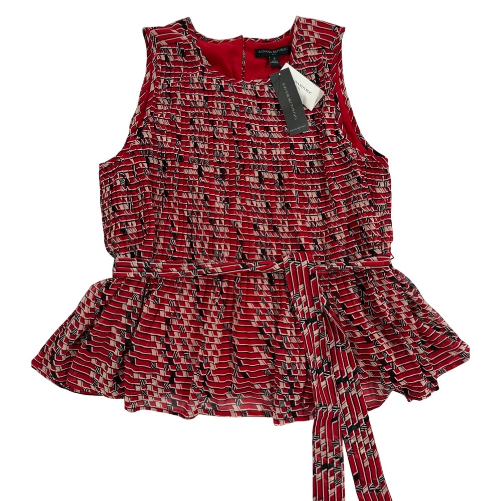 Banana Republic Red Black Print Sleeveless Pleated Tie Waist Top NWT Small (156)